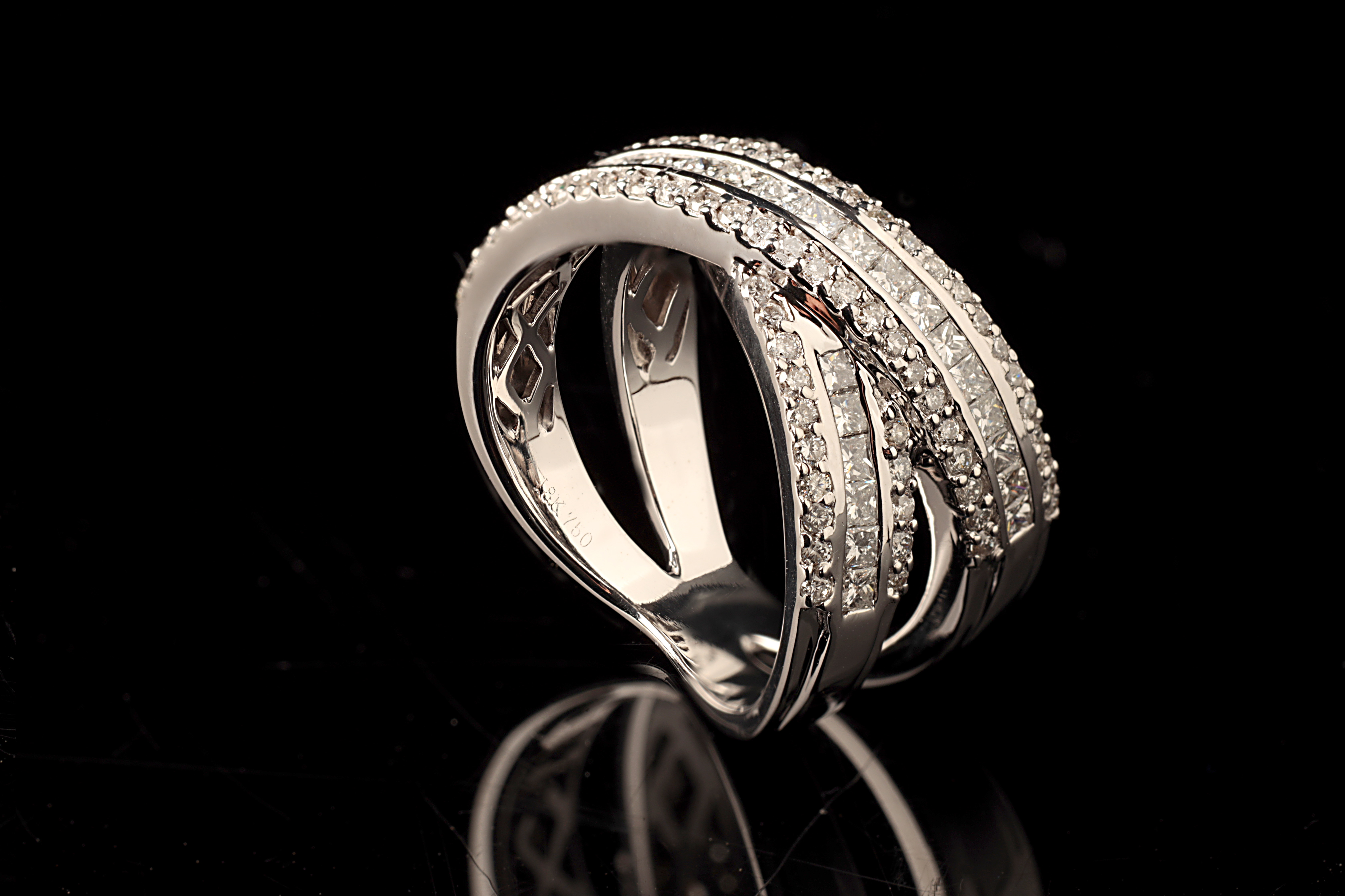 Anillo con diamantes